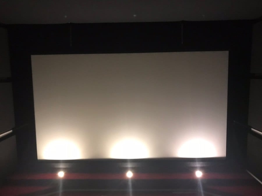 Salle dédiée home cinema de Guillaume J.-1